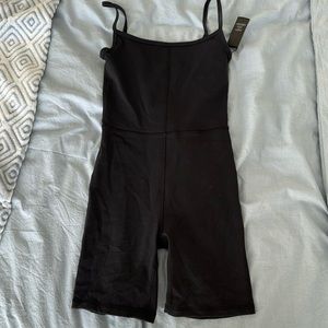 ARITZIA WILFRED FREE BLACK SHORT BODYSUIT